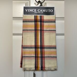 VINCE CAMUTO SCARFT CREAM PLAID WINTER WARM